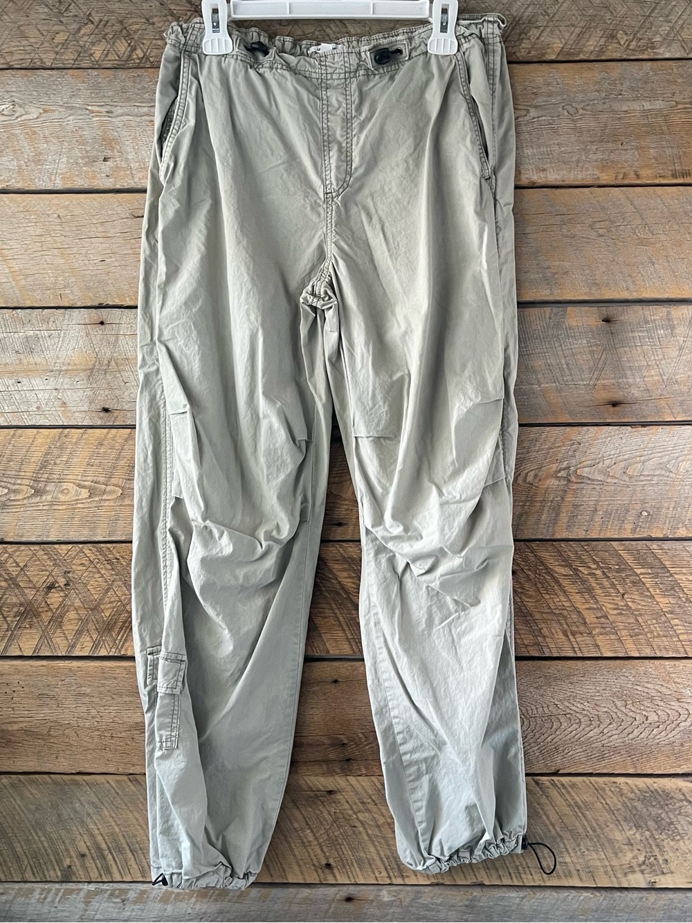 Garage Cargo Parachute Pants Women’s Size Small Casual Utilitarian Baggy Relaxed